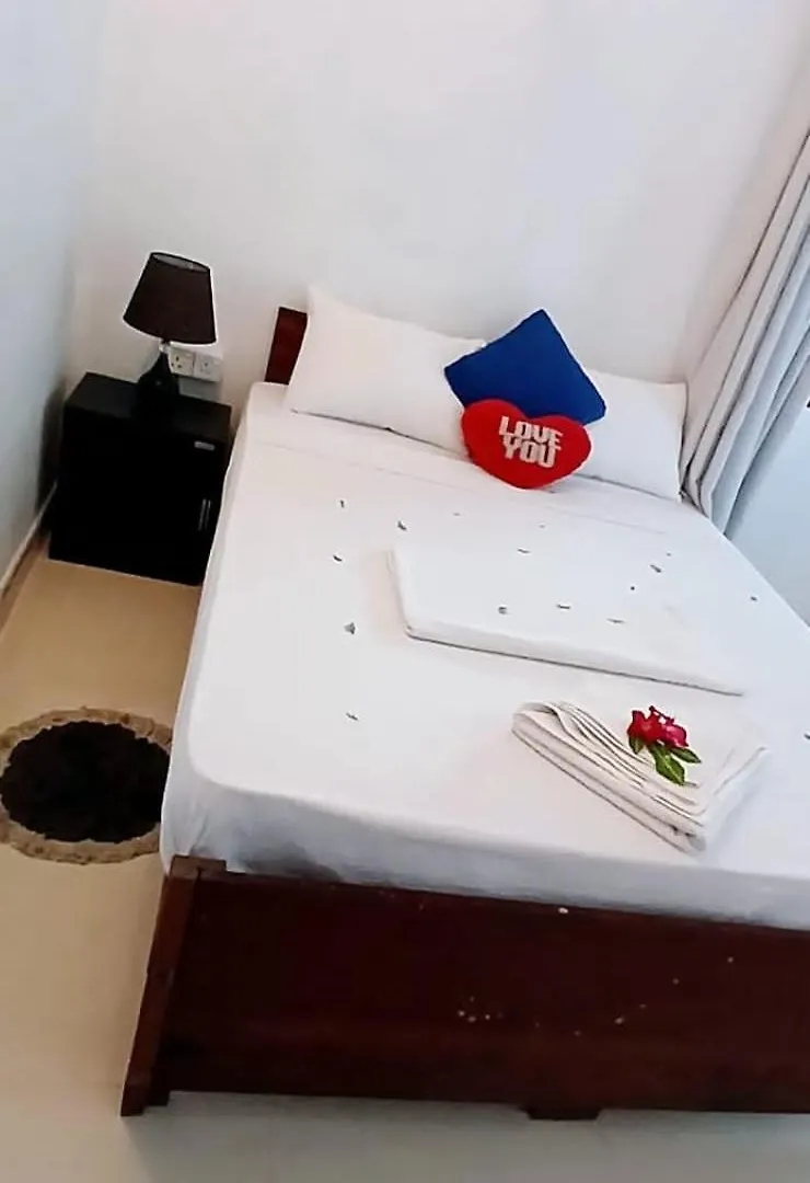 King Paradise By Hotel Oviniru 0*, Negombo Sri Lanka
