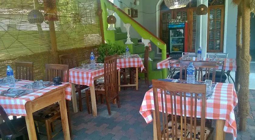 King Paradise By Hotel Oviniru  Negombo