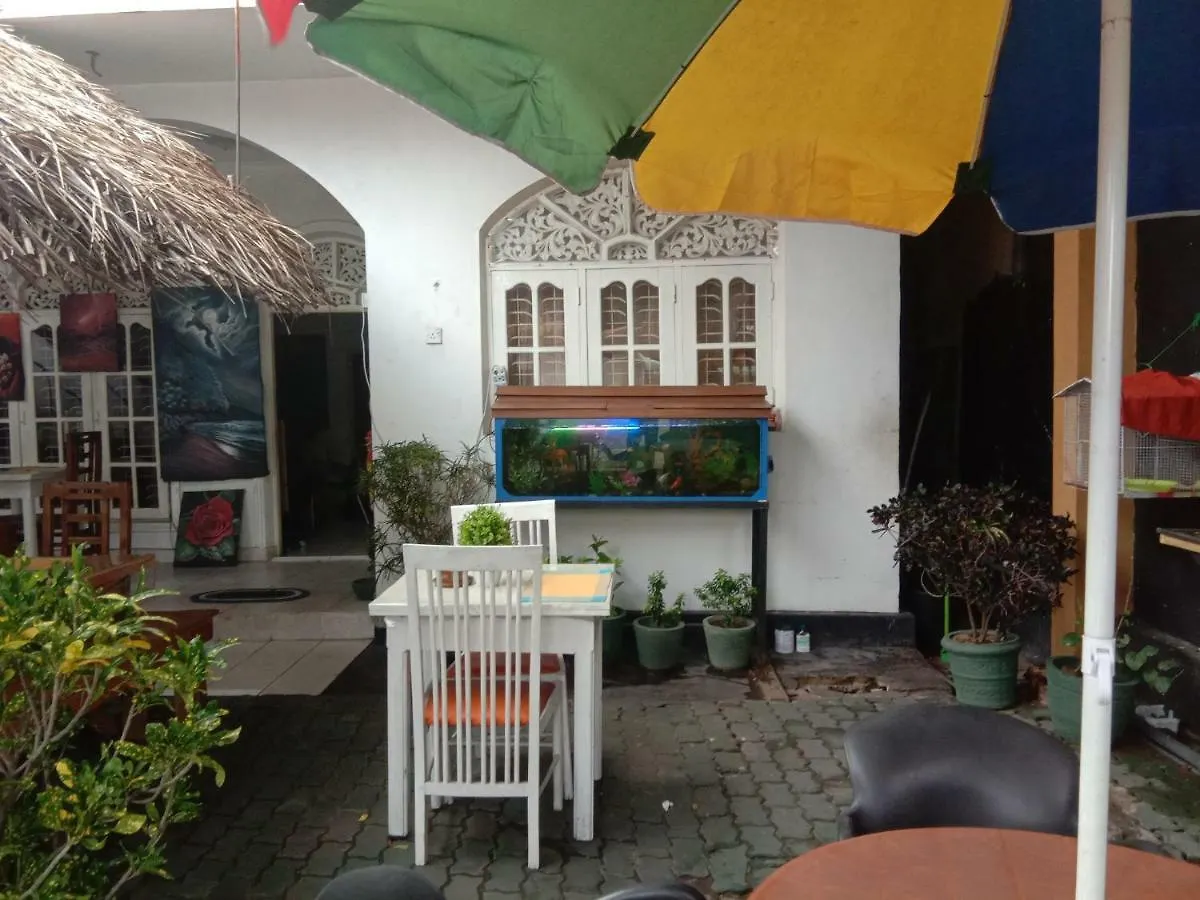 King Paradise By Hotel Oviniru Sri Lanka